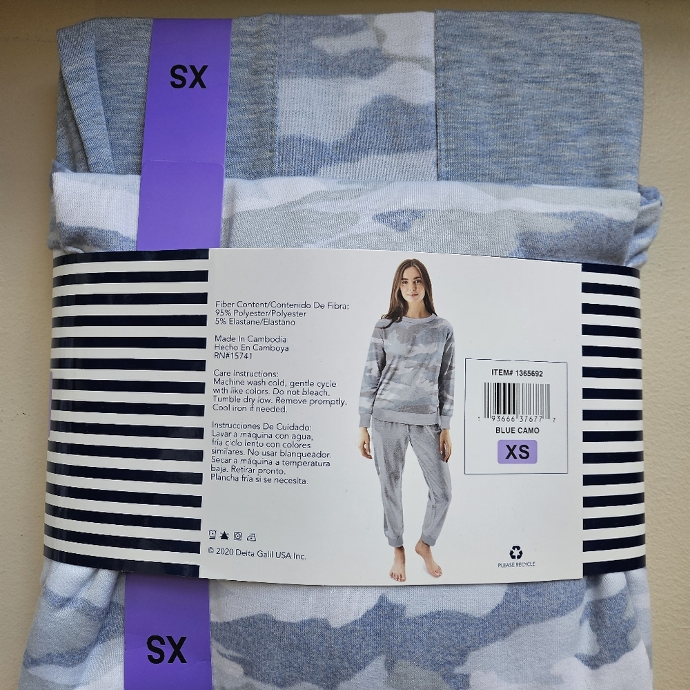 Splendid 2 piece Pajama Set - Picture 2 of 3